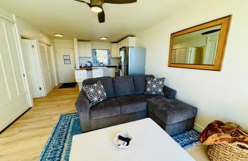 Island Glow Kailua Village #508 free assigned parking, AC, downtown, walk to restaurants, bars and the pier - Foto 33