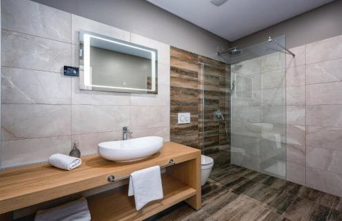 Five-Bedroom Holiday Home In Zminj - Photo 34