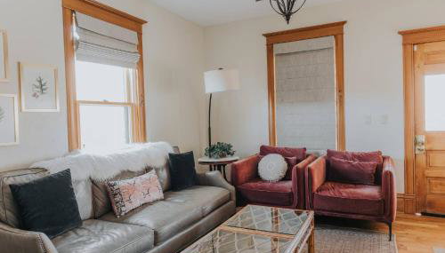 Spacious Downtown Family with Large Patio, Hot Tub, Fire Pit, by Forest & Peak Retreats - Foto 4, Other