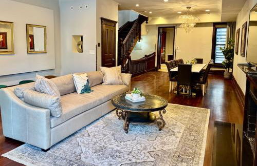 Spectacular Gilded Age 6 Bedroom Gold Coast Mansion with Deck - Foto 9