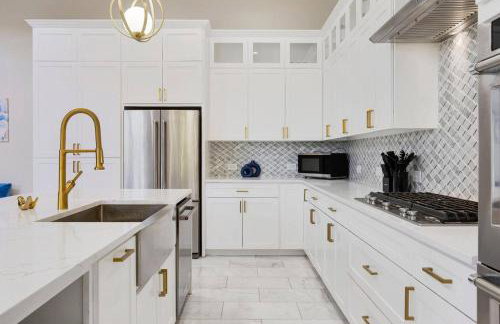 Luxury Oak Lawn Home | Game Room, Parking, Balcony - Foto 5