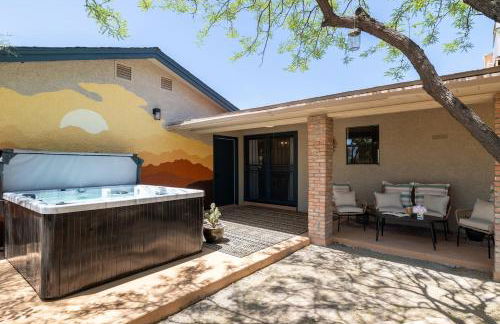 Bus Stop Saloon - Cave Creek with Spa - Photo 44