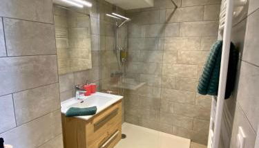 Les Vies en Rose - Foto 4