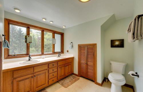 Mendon Home with Hot Tub, Fire Pit and Near Skiing! - Foto 15