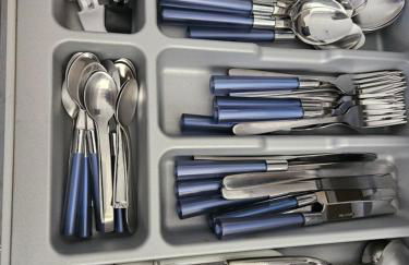 Idéal long séjour, Souvenirs de Provence,T2 classé, vue sur les montagnes, toutes commodités! - Foto 15