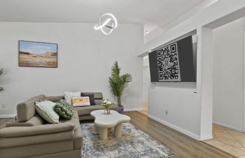 Vegas Retreats Pool, Arcade, Fun, 10min from Airport and the Strip - Foto 3