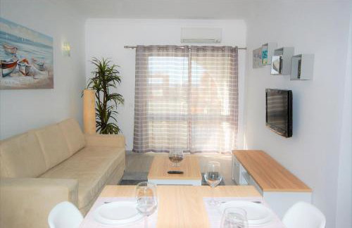 Apartment MargemSul - Pool - Beach - Free Wifi - Air Con - Foto 6