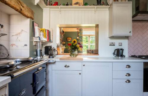 Boho Family Escape near Dunraven Bay with Sea Views - Foto 58