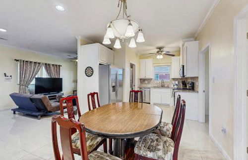 Amazing Canal Front Hot Tub Boat Ramp - Foto 12