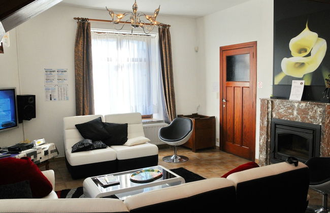 Holiday Home in Bastogne With Sauna & Bubble Bath - Photo 10