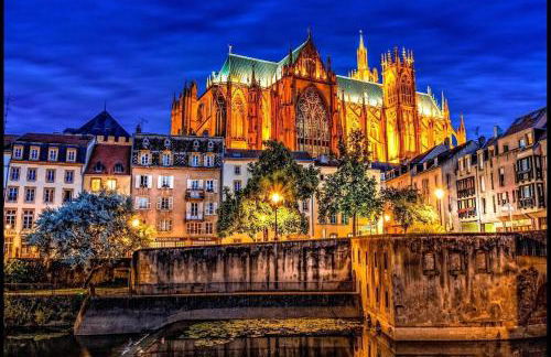 Le 63 Stras' - Proche Gare et Centre-Ville Metz - Foto 21