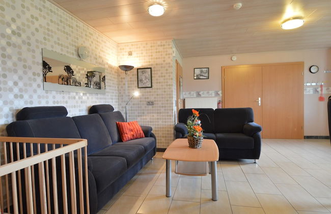 Comfy Holiday Home in Burg Reuland With Sauna, Terrace, BBQ - Foto 55