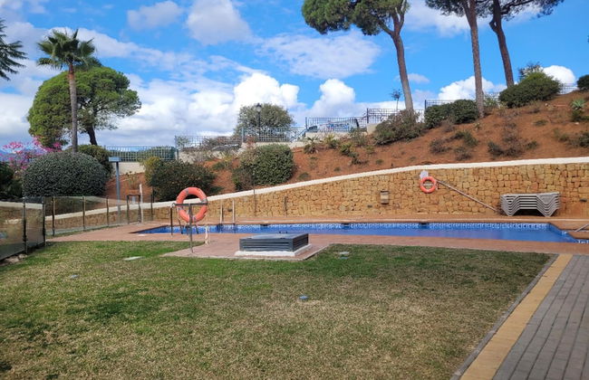 Elviria 2-bed Apt, Sleeps 4, Pool, 20m to Beach - Foto 16