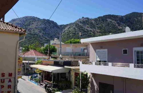 Irene's Apartment In Salakos - Foto 7