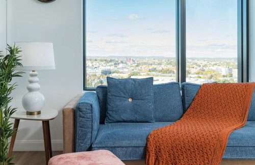 Central 1BR Apartment Assembly Square Pool Gym Parking Sleep 5 - Foto 14