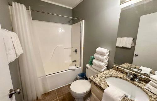 Cottage 12 Lees Ford Marina - Photo 5