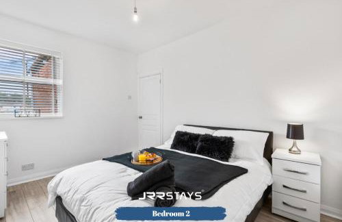 Nuneaton - Ideal 3 Bedroom, Wi-fi Parking, Sleeps 6 - JRR Stays - Foto 7