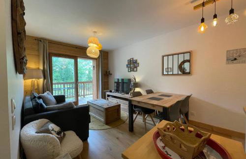 Appartement 4* pour 5 pers. à Valmorel, pied de pistes, parking, balcon - FR-1-356-477 - Photo 1