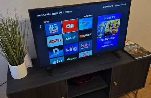 Cozy Updated Cove of Heaven, 5mins to Lake Hefner! - Photo 21