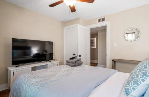 Cleveland 3 Bedroom, 10 Mins to Downtown - Foto 34