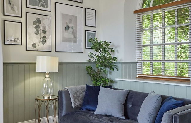 Host Stay Dunsley Chapel - Photo 5