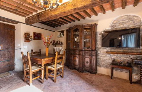 3 Bedroom Cozy Home In Sorana - Foto 3