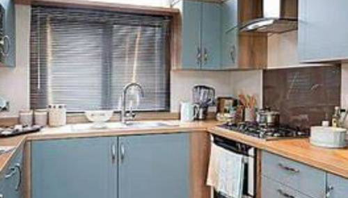 3-Bed Lodge Sleeps 6 -Hot tub -Resort Access - Foto 3