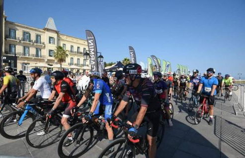 Alexjean cosy apartment close to beach and Dapia - Photo 53