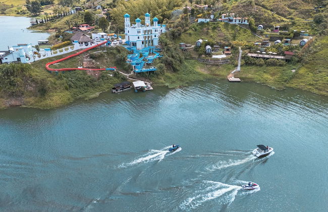 Hotel y Termales Castillo del Lago - Foto 28