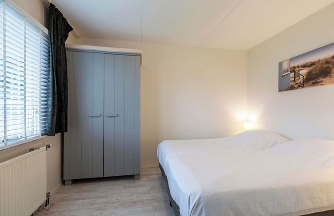Apartment in Callantsoog Near Beach - Photo 3