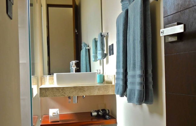 Roomy Apt With Private Terrace - Amazing Amenities - Photo 26