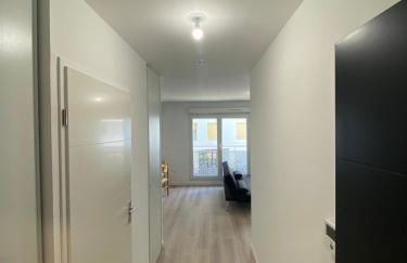 Joli appartement F2 Bobigny Métro proche Paris - Foto 2