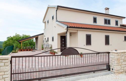 LOVOR - Cozy Apartment with Heating - Foto 20