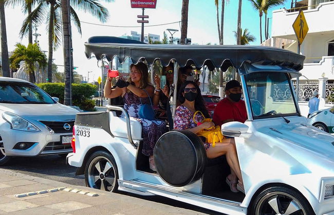 Tour panoramico privato di Mazatlán in vettura tipica - Foto 3