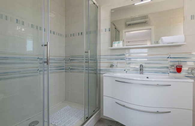 Villa on Brac Island Near Beach & Pool - Foto 13