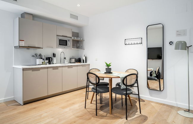 Limehome Sevilla Ronda de Capuchinos - Photo 27