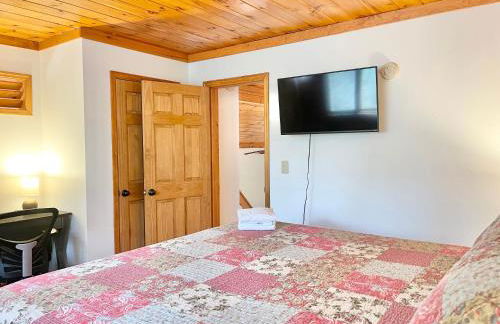 ADK Cabin with Hot Tub, Near Whiteface, Lake Placid, Fire Pit, Game Rm - Foto 58