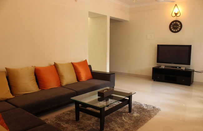 OYO 9364 Home Modern 2 BHK Pool View Candolim - Photo 8