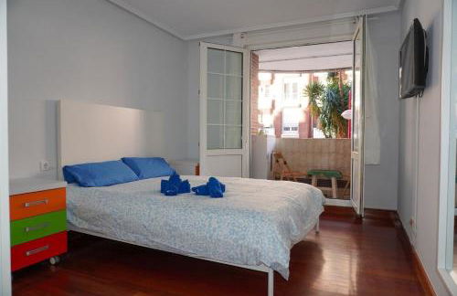 Apartamento con piscina de junio a septiembre y a 100 m de la playa - Photo 1