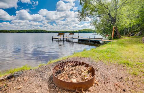 Private Dock and Rowboat! Cabin on Bearskin Lake - Foto 24