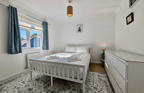 Charming 2-Bedroom Flat With Parking - Foto 10