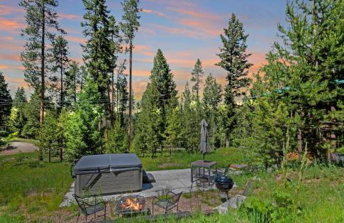 Dog Friendly Mountain Cabin with Hot Tub - Foto 2