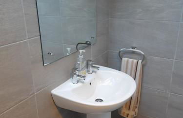 South Lake House - 300m to South Lake Leisure Centre - Foto 16