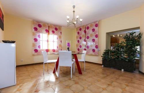 GERANIS VILLA ONLY FAMILIES Planet Costa Dorada - Foto 14