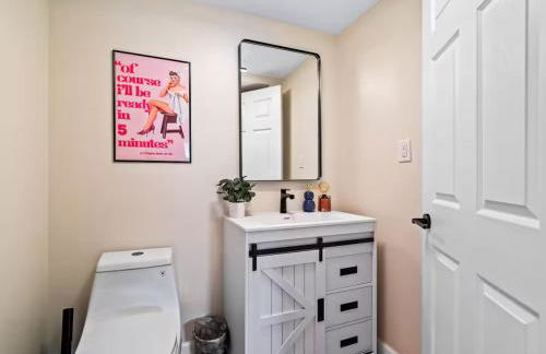 Hot Tub Ping Pong Sleeps 9 Retro Fun - Foto 41