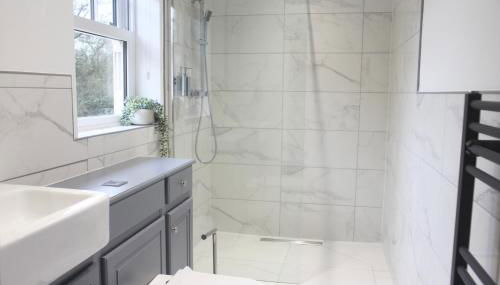 Luxury Barn With Private Wood-Fired Hot Tub - Foto 3, Shower