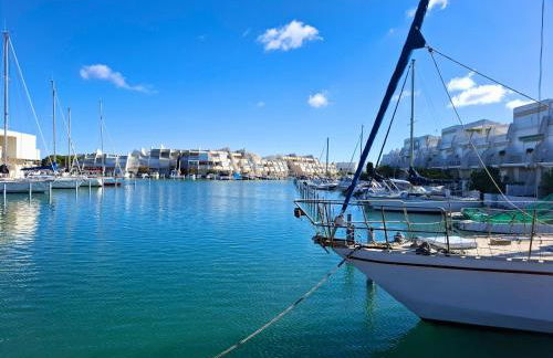 La frégate Port Camargue - proche plage, parking, WIFI, vélos - Photo 26