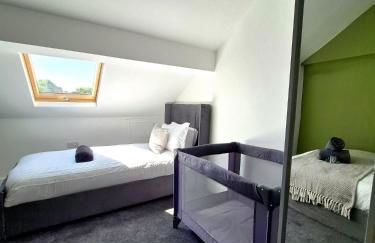 Spacious & Stylish 3 Bed Home in Nottingham, sleeps 7 - Foto 8