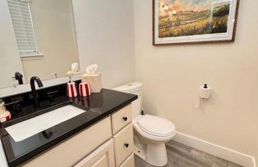 The Rodeo House - Near Rodeo Arena - Photo 42