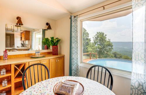 Serene Trenton Home with Pool and Mountain Views! - Foto 7